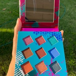 Hank&Henry- Living In Color Pallette